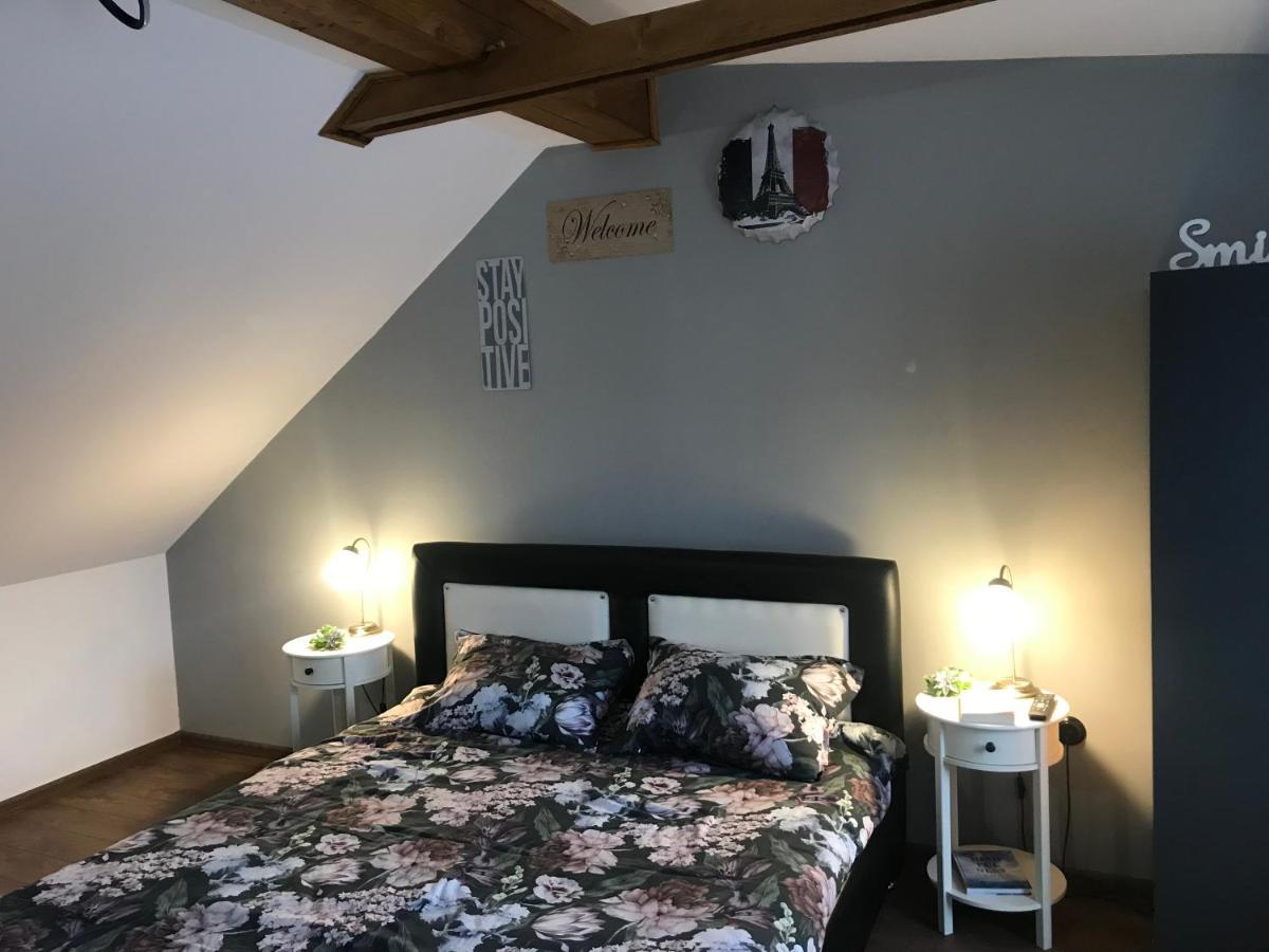 Garsoniera Delia Brasov Appartement Buitenkant foto