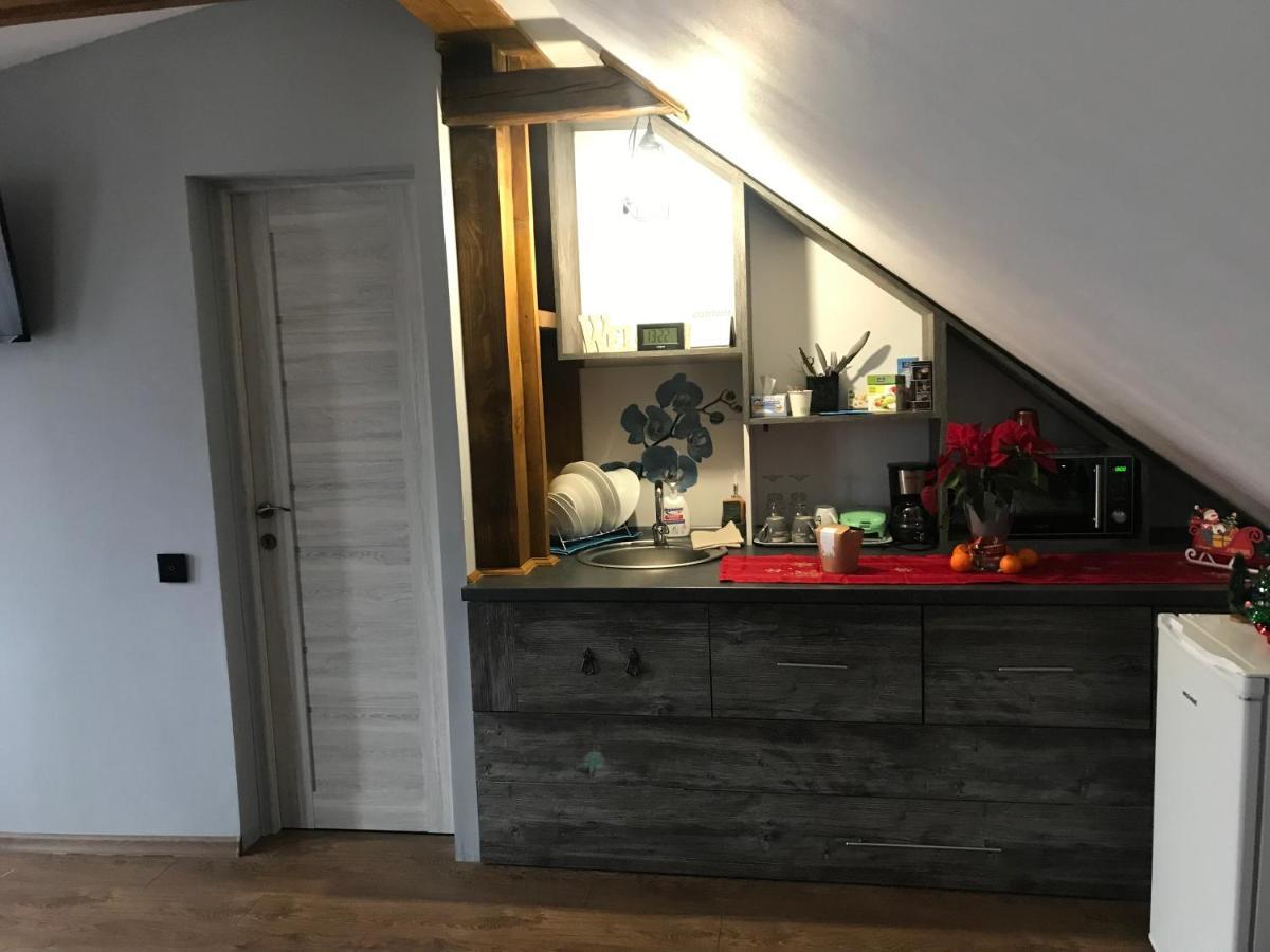 Garsoniera Delia Brasov Appartement Buitenkant foto