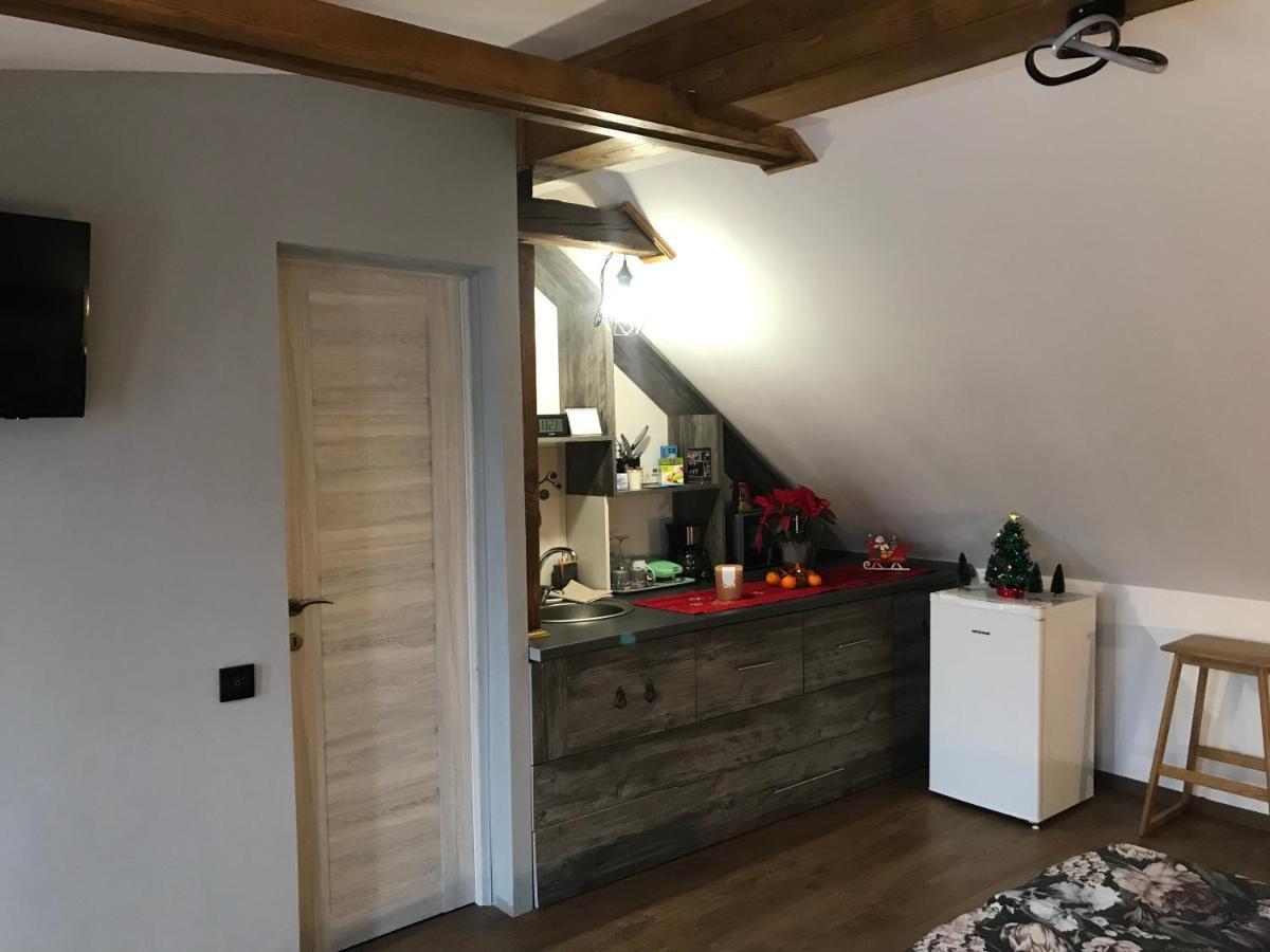 Garsoniera Delia Brasov Appartement Buitenkant foto